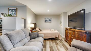 Apartment (0 Bedroom) | Front of property