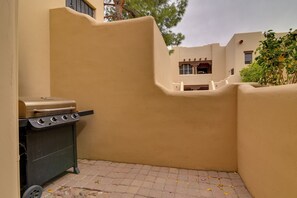 Interior - 4 Mi to Old Town! Extended Desert Escape w/ Pool (Phoenix)