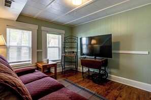 Rumah (2 Bedrooms) | Interior