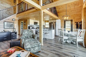 Nhà (3 Bedrooms) | Nội thất