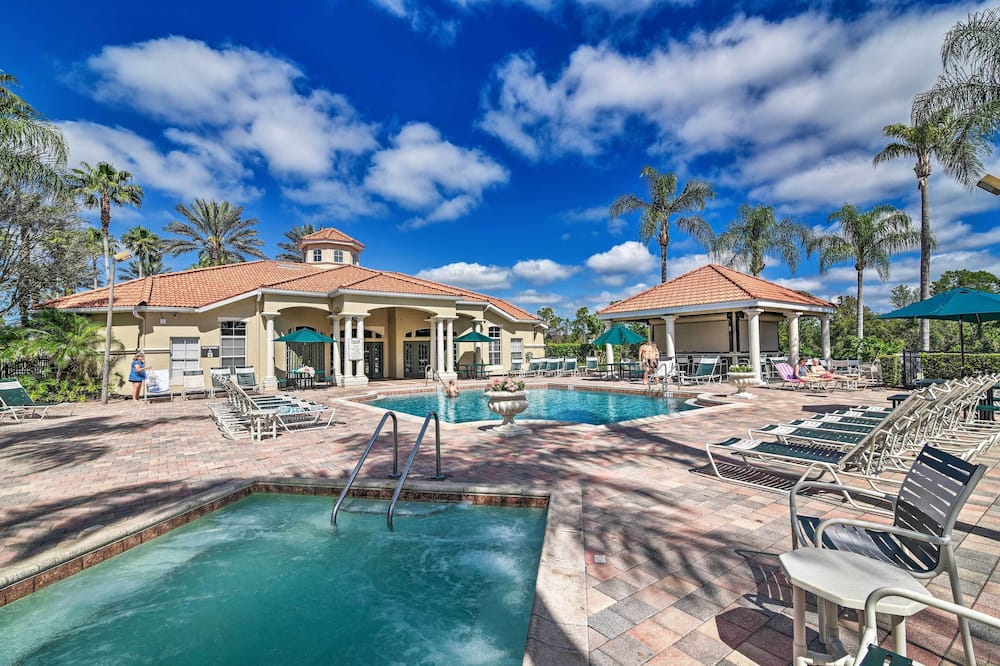 Minutes to Disney: Pool, Games & Themed Rooms