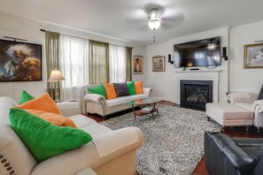 House (4 Bedrooms) | Interior