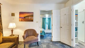 House (1 Bedroom) | Interior