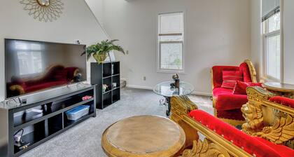 < 1 Mi to Uiuc! Family Game Day Hub w/ Large Yard
