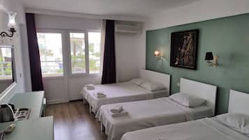 Classic Quadruple Room, Balcony, City View | Free WiFi