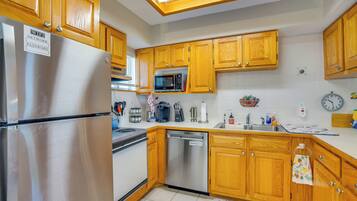 Apartment (2 Bedrooms) | Bahagian dalam