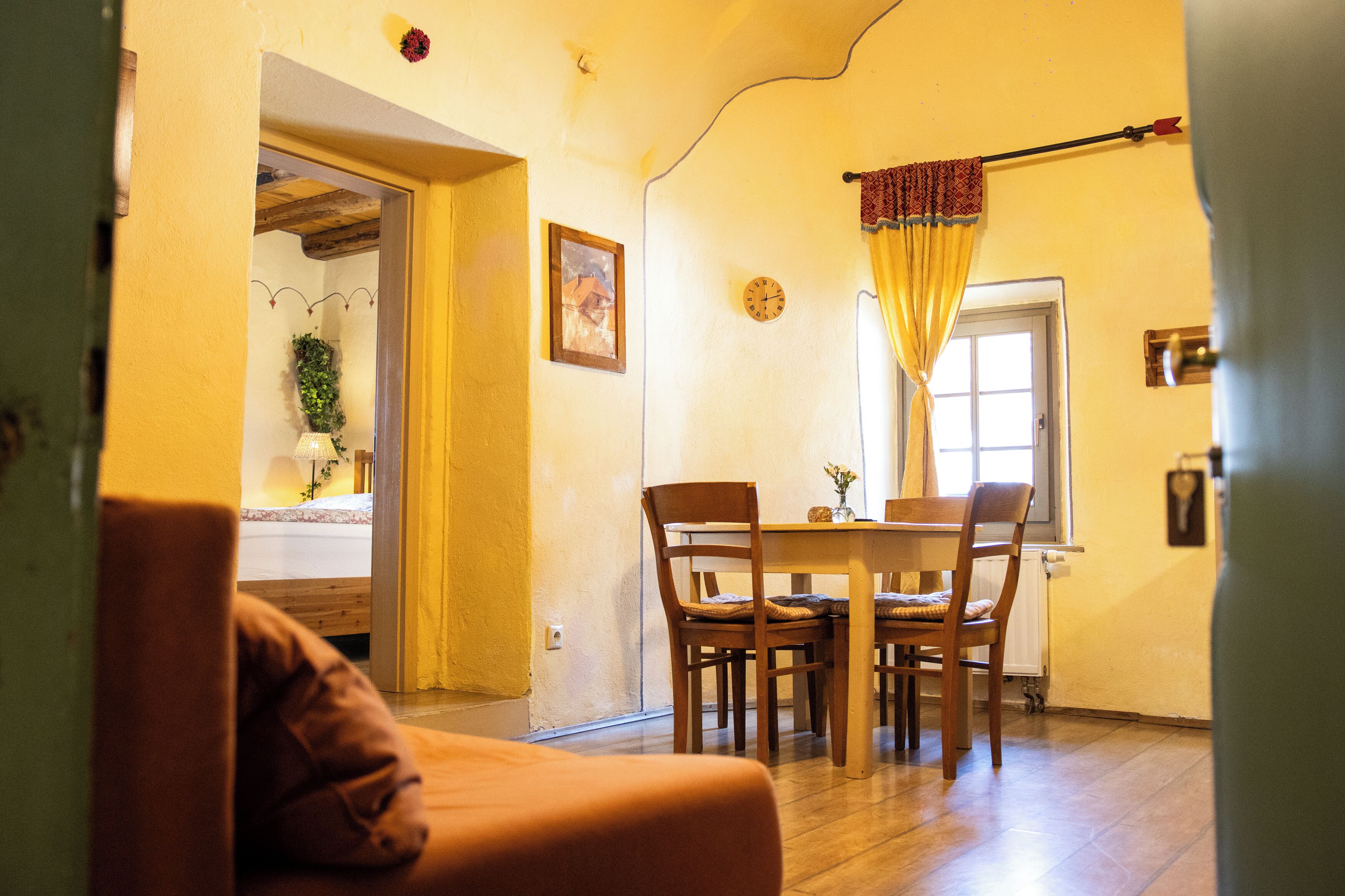 Apartamento Confort, balc ón, vistas a la montaña | Restauración