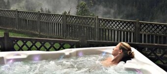 Hikers Paradise With Wellness Area
