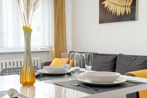 Dining - Modern Apartment | Remote Working | Balcony (Toruń)