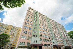 Exterior - Modern Apartment | Remote Working | Balcony (Toruń)