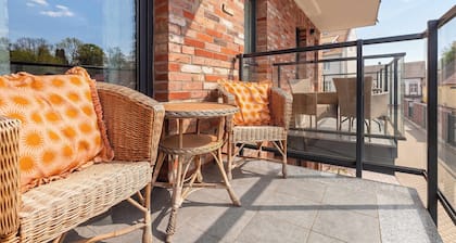 Air-conditioned Apartment | Parking & Balcony