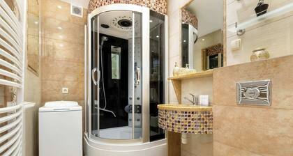 Comfortable Apartment with Parking | Close to the Beach