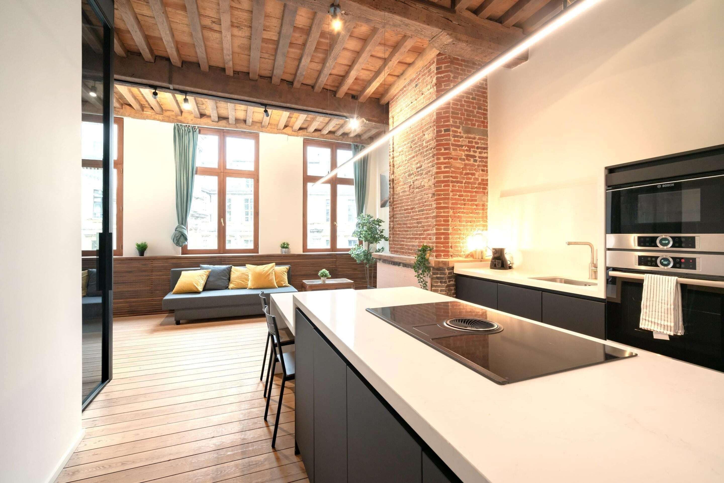 Apartment for 6 With Antwerp City Views