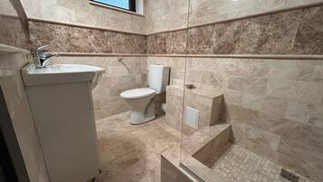 Comfort Double Room, Balcony, River View | Bathroom | Free toiletries, hair dryer, slippers, towels