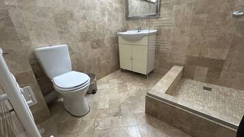 Comfort Double Room, Balcony, River View | Bathroom | Free toiletries, hair dryer, slippers, towels