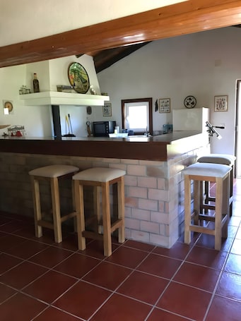 Fridge, microwave, oven, stovetop. Monte dos Pintos – Arronches: Rural Retreat in Serra de São Mamede