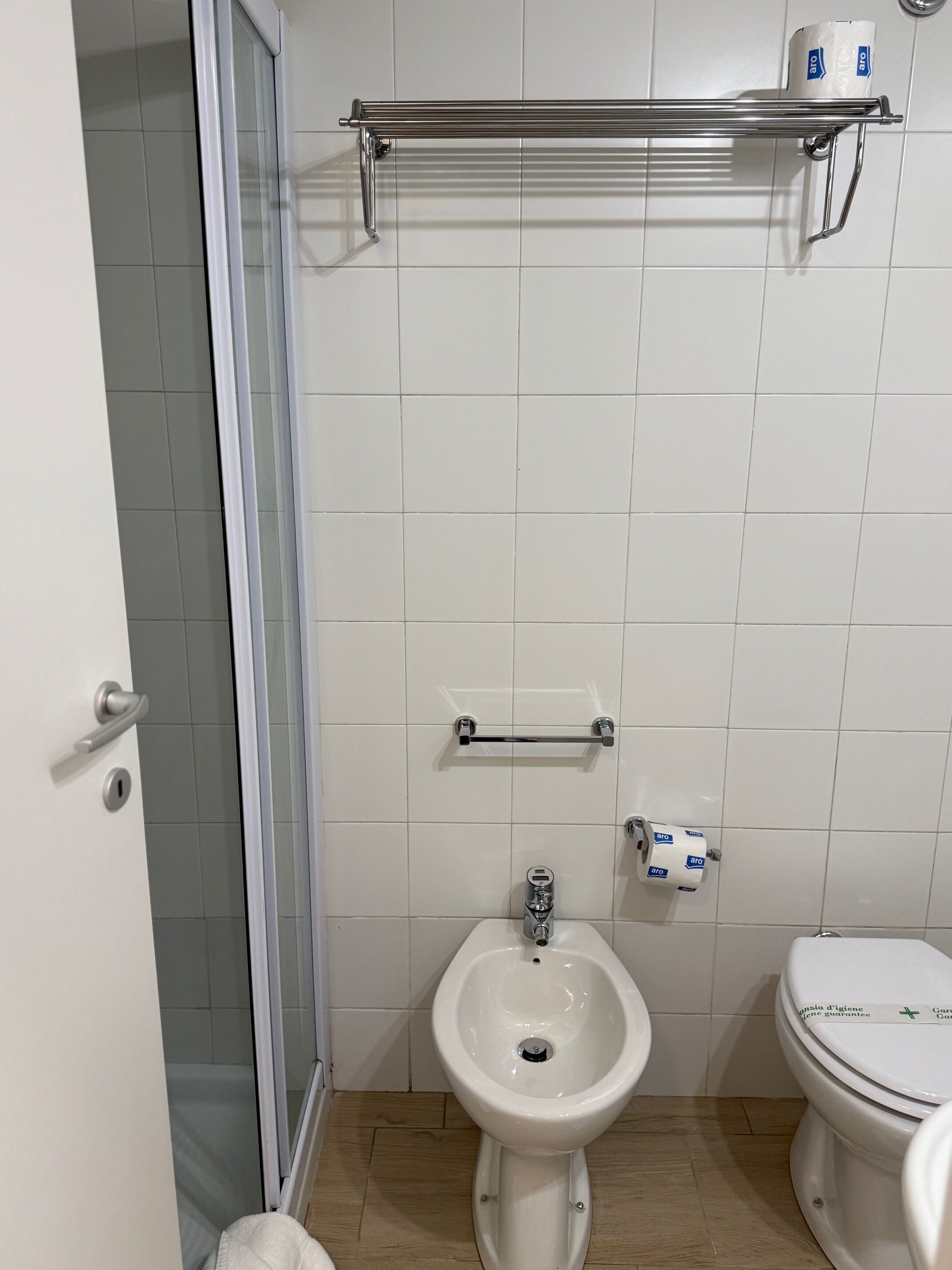 Appartamento Deluxe, vista città | Bagno | Pantofole
