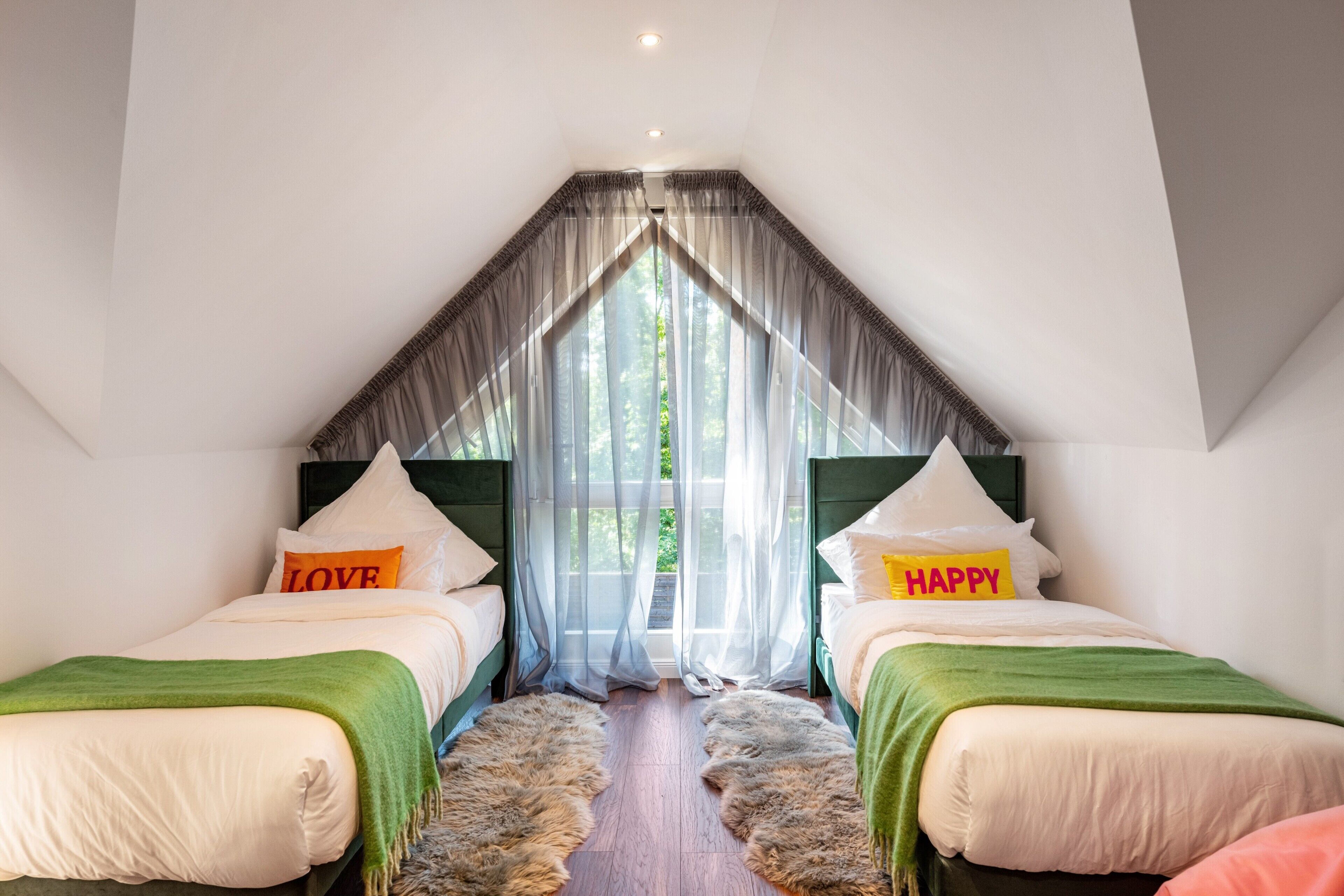 4 Schlafzimmer, Bügeleisen/Bügelbrett, WLAN, Bettwäsche