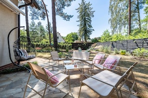 Terrace/patio - Boutique Beach Villa for Groups – Wellness, Garden Dining & Lakes near Berlin (Bestensee)