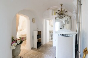 Interior - Terrazza Aquamarina by Wonderful Italy (Ostuni)