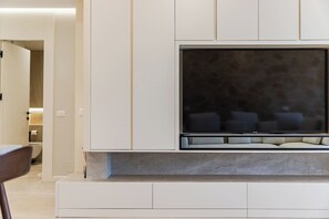 Interior - Seaview Elegance Apartment | Luxury & Free Parking by PikHost (Vlorë)