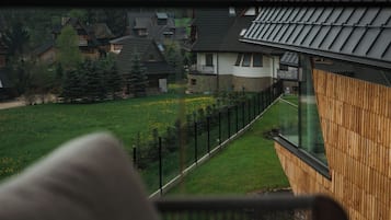 Comfort Villa, Mountain View | Terrace/patio