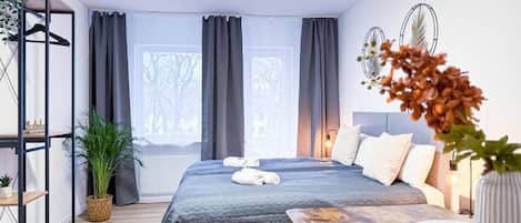 Apartment, 3 Bedrooms, Balcony, City View