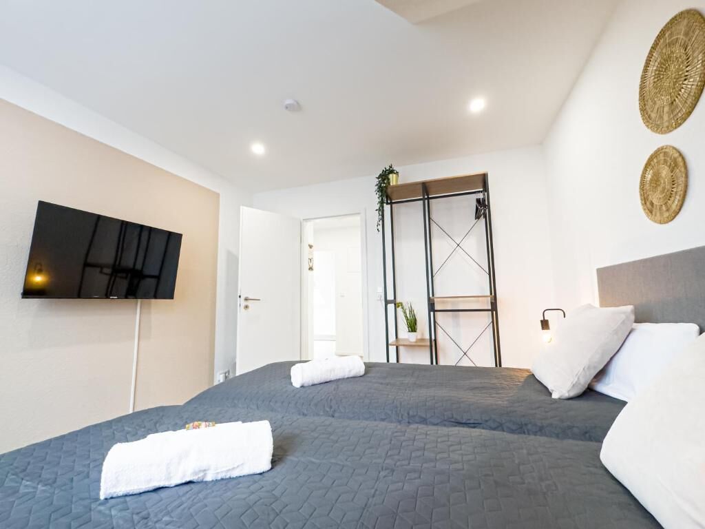 Apartment, 2 Schlafzimmer, Terrasse, Stadtblick | Schallisolierte Zimmer, Bügeleisen/Bügelbrett, kostenloses WLAN