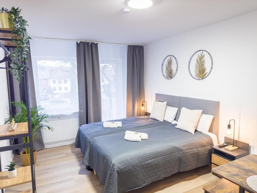 Appartement, 2 slaapkamers, balkon, uitzicht op stad | Geluiddichte muren, een strijkplank/strijkijzer, gratis wifi