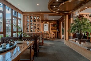 Dining - Cloudland Skystream View Designer Inn (Lijiang)