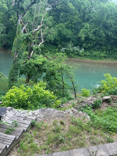 Goose Hollow at Sugar Creek for biking and hiking