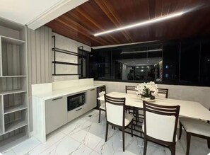 Dining - Paradise in Cabo Branco | 5 Bedrooms for the Whole Family (João Pessoa)