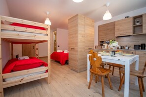 Free WiFi, bed sheets - Suite Mas de Le Mole (Falcade)