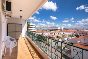 Property grounds - Casa Tita, sea view, sleeps 6 (Lagos)