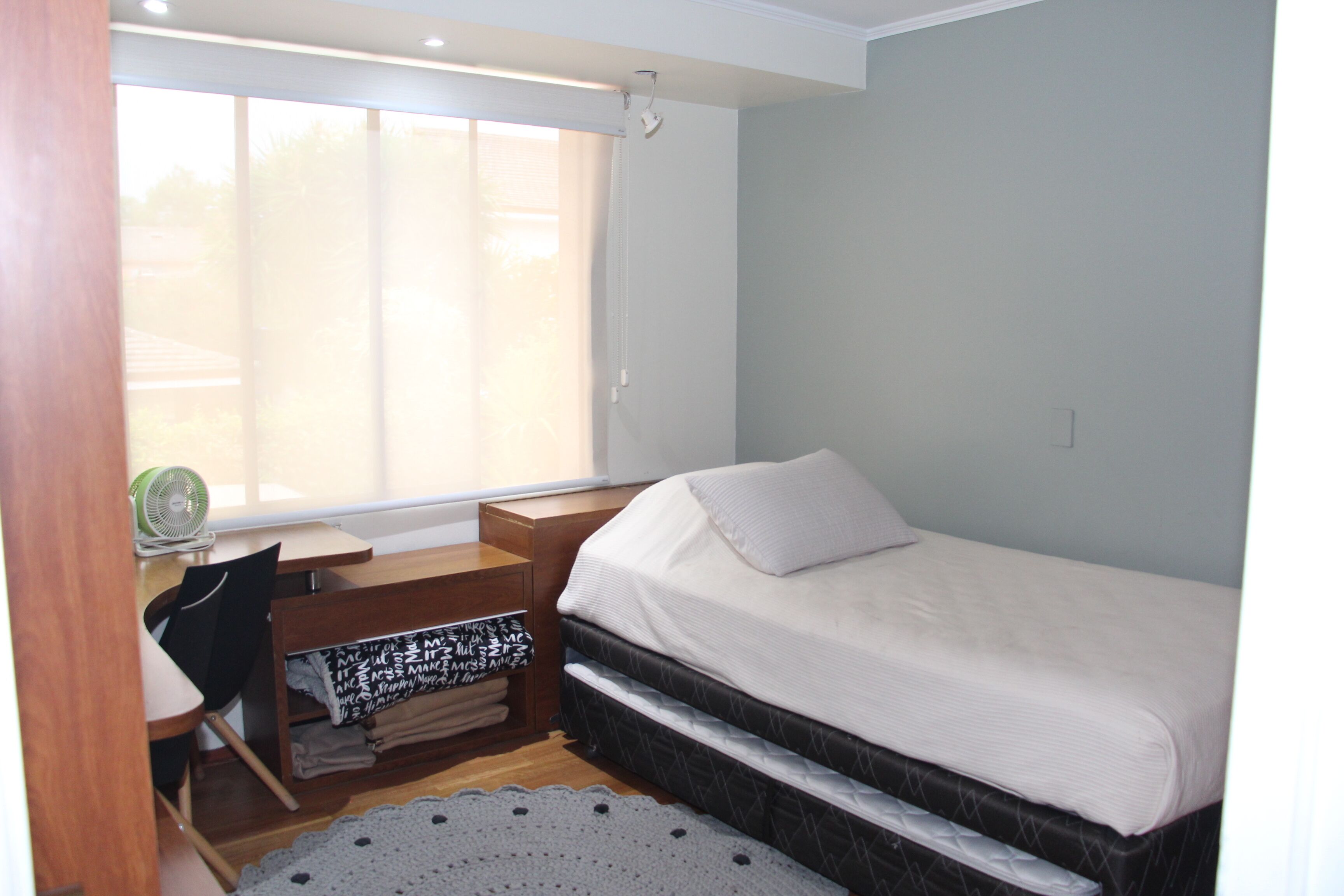 Double Room, Shared Bathroom | Free WiFi