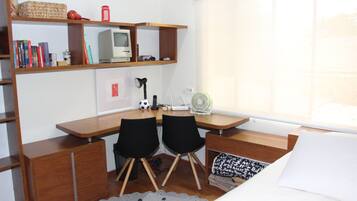 Double Room, Shared Bathroom | Free WiFi