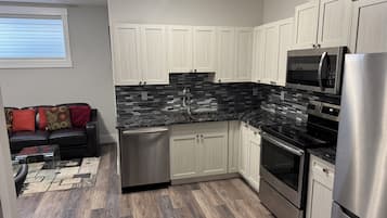 House, 2 Bedrooms | Interior