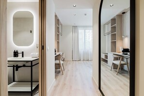 Standard Double Room | Bathroom - Hotel Ciencias Select (València)