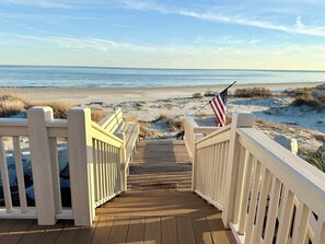 Property grounds - Oceanfront, Private beach access, Golf Cart Included - 799 Marlin Drive (Fripp Island)