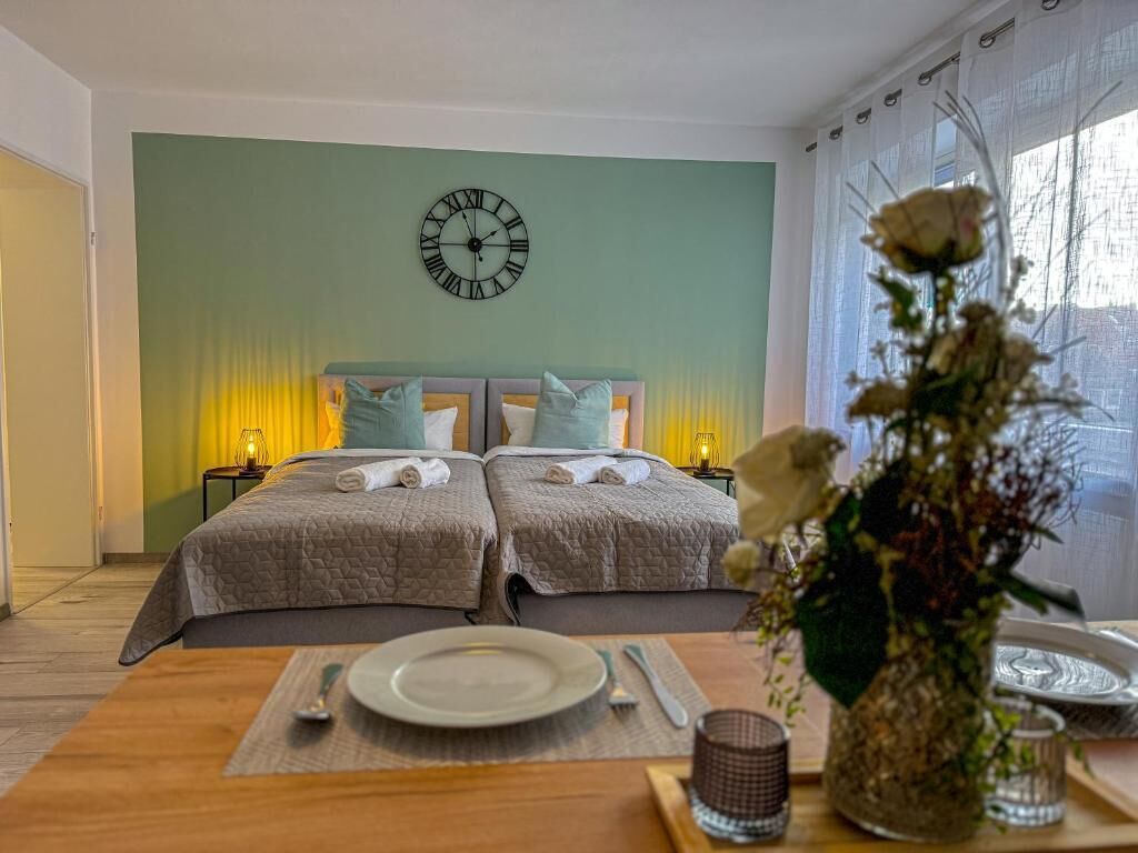 Appartement, 2 slaapkamers, keuken, uitzicht op stad | Geluiddichte muren, een strijkplank/strijkijzer, gratis wifi
