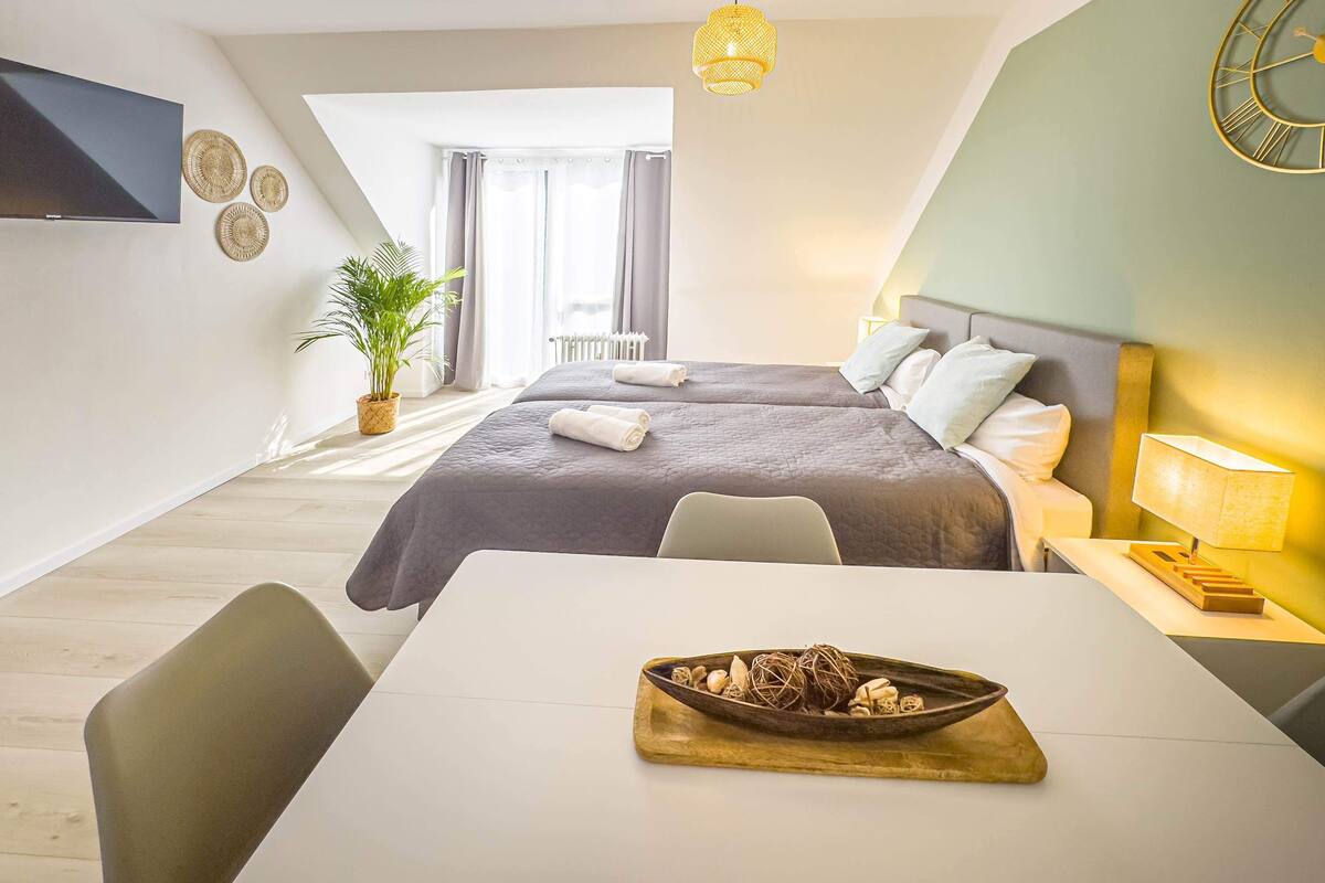 Apartment, 2 Bedrooms, Balcony, Garden View | Soundproofing, WiFi (free)