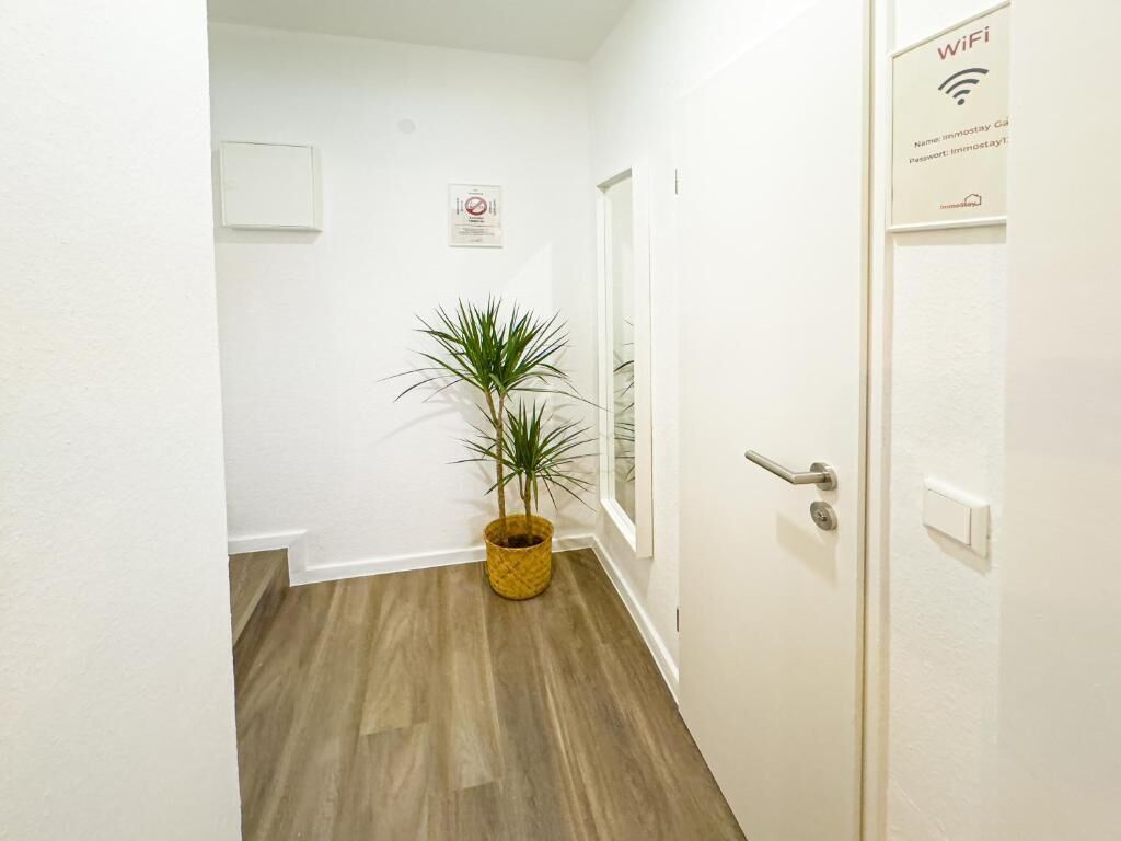 Apartment, 1 Bedroom, Balcony, Garden View | Interior