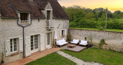 Countryside Farmhouse Fontainebleau Spa &Golf, Private and Peaceful