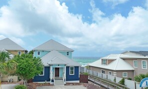 Exterior - 🦀Private Pool | Private Beach Access | Pet Friendly | Tourist Trap🌅 (Panama City Beach)