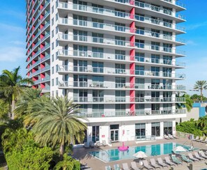 Exterior - Bright Studio | Intracoastal View | High Floor (Hallandale Beach)