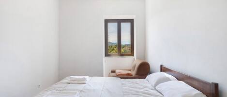 3 camere, lenzuola, accesso in sedia a rotelle