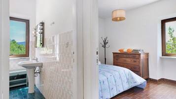 3 Schlafzimmer, Bettwäsche, Rollstuhlgeeignet
