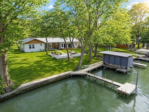 Exterior - Lake McQueeney Retreat | BBQ | Pickleball | Views (New Braunfels)