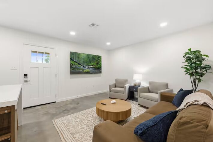 Luxury House, 2 Bedrooms, Non Smoking, Pets not allowed | Living area