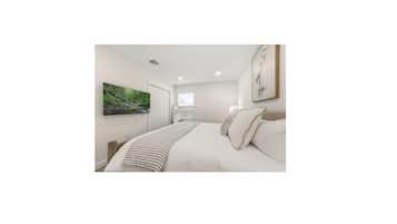 Luxury House, 2 Bedrooms, Non Smoking, Kitchen | Iron/ironing board, free WiFi